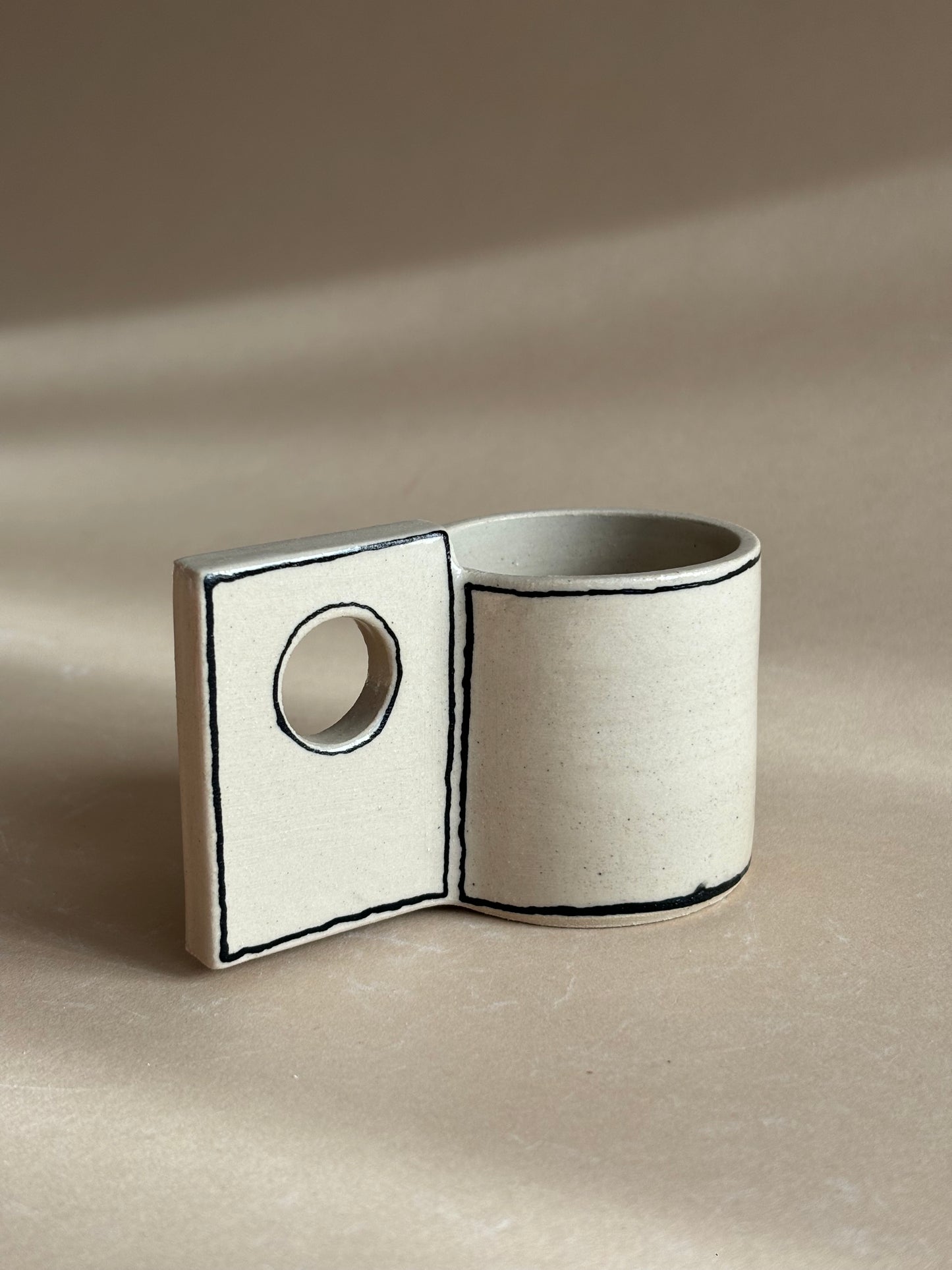 illustrated mug tall handle