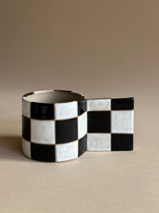 checkered mug