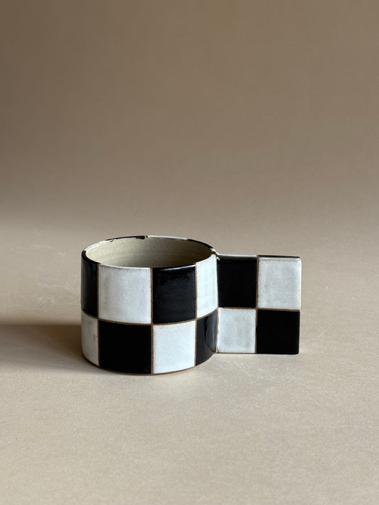 checkered mug